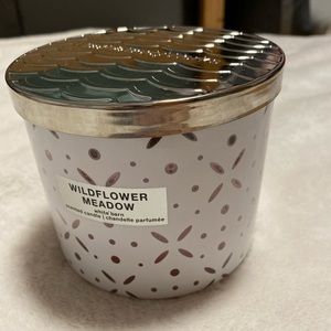 Bath & Body Works Scented 3-wick Candle